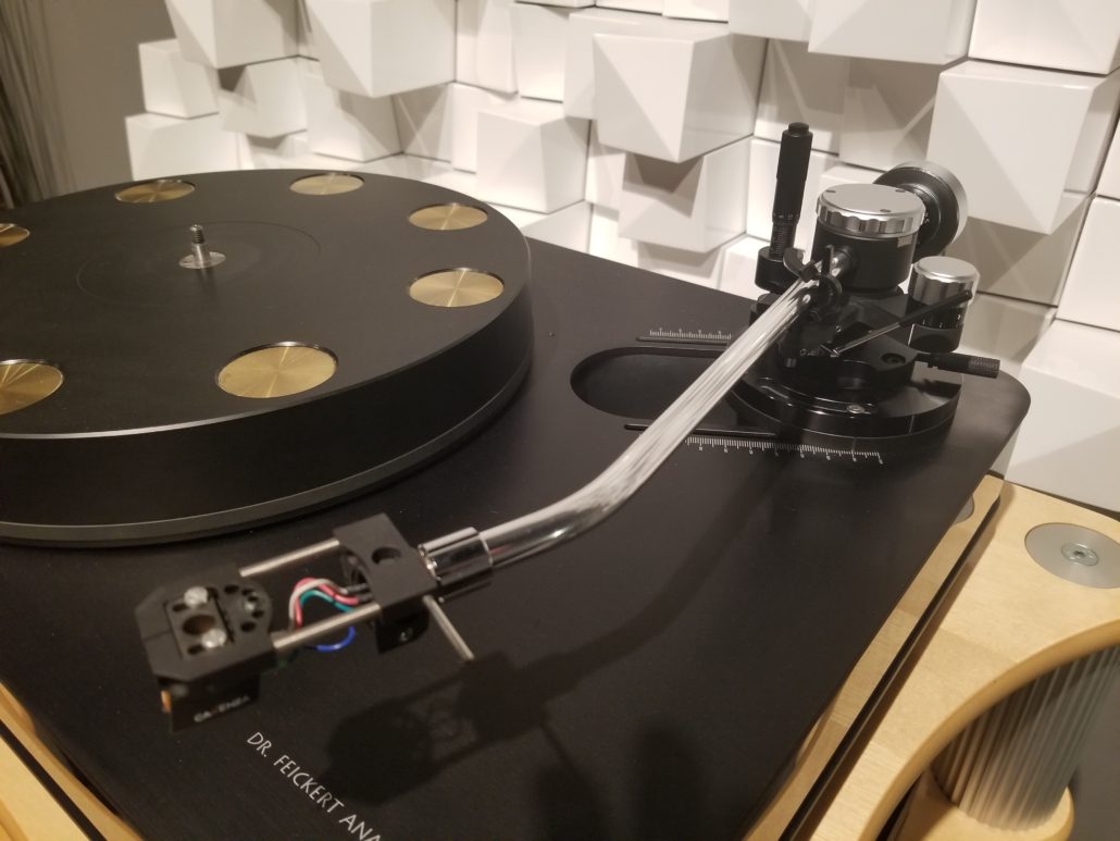 Jelco TK-850L Tonearm on Dr. Feickert Woodpecker Turntable with Ortofon Cadenza Bronze Moving Coil Cartridge 